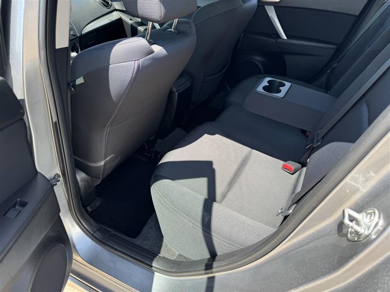 Mazda MAZDA3 s Sport 5-Door 2010