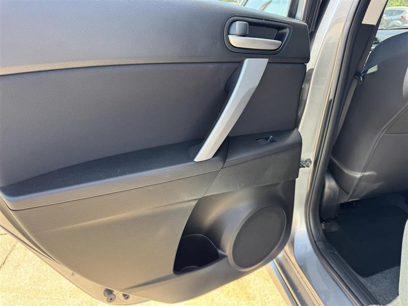 Mazda MAZDA3 s Sport 5-Door 2010