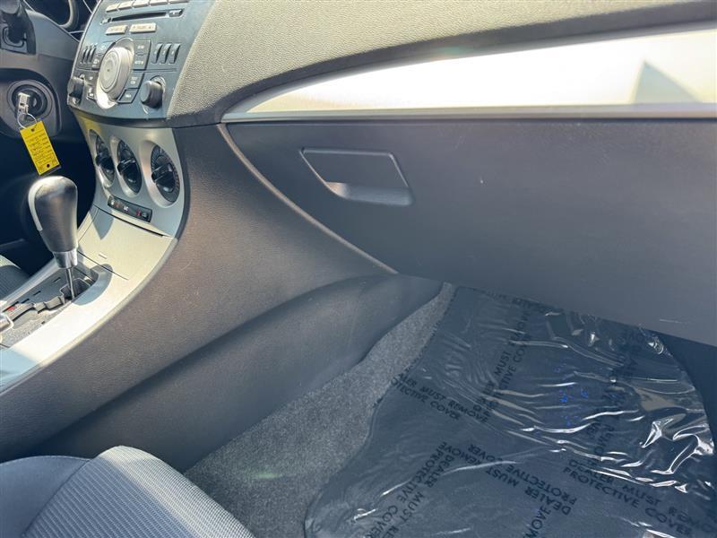 Mazda MAZDA3 s Sport 5-Door 2010