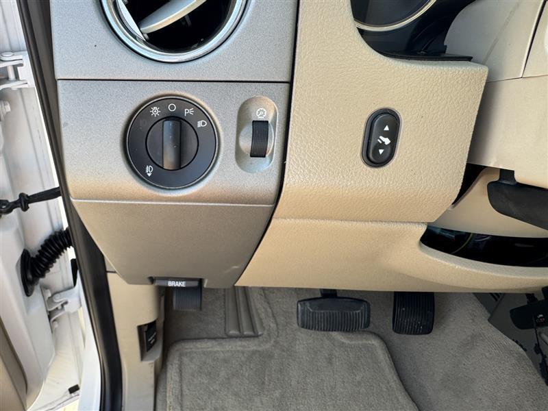 Ford F-150 King Ranch SuperCrew 4WD 2006