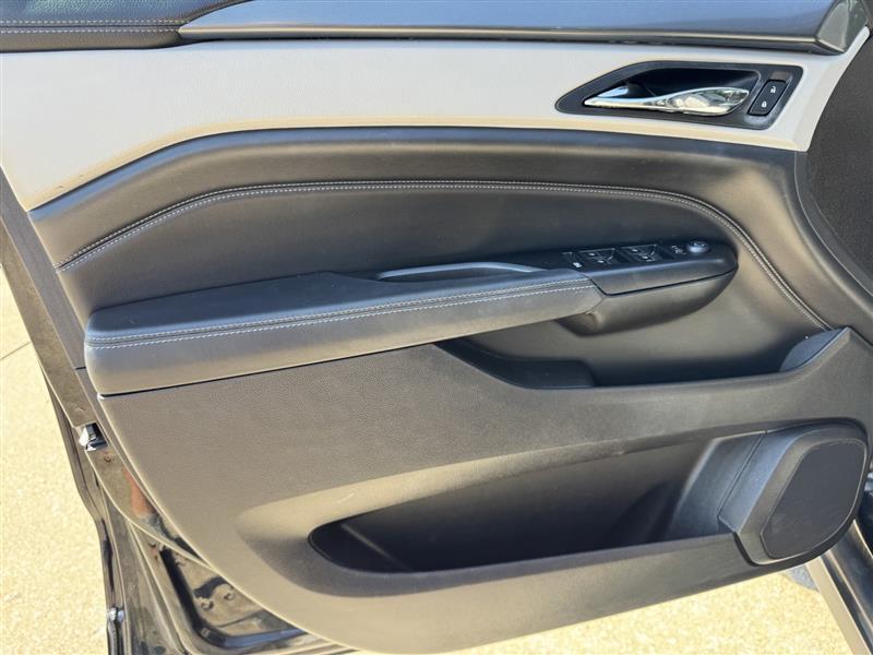 Cadillac SRX Standard FWD 2016