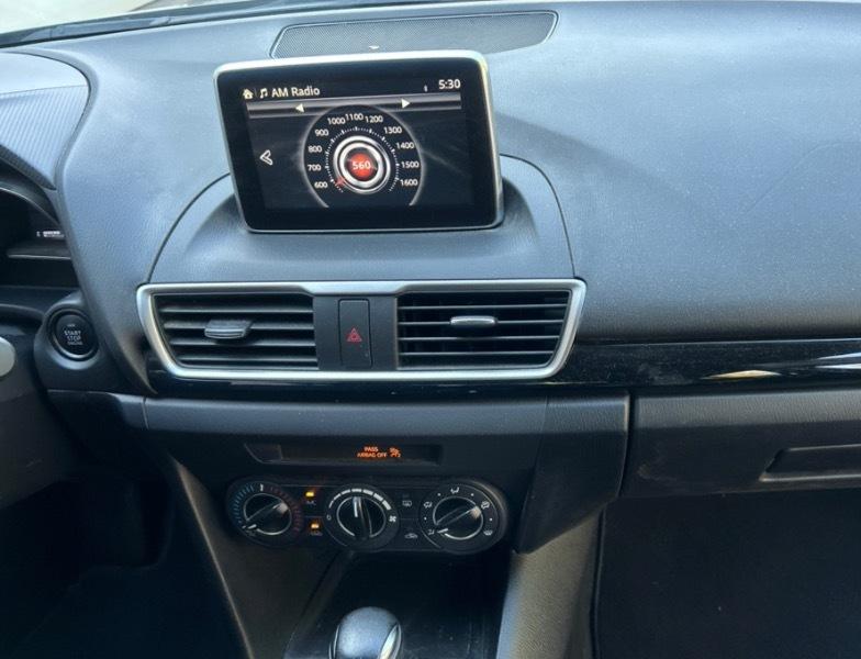 Mazda MAZDA3 i Touring 4D Hatchback 2015