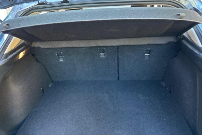 Mazda MAZDA3 i Touring 4D Hatchback 2015