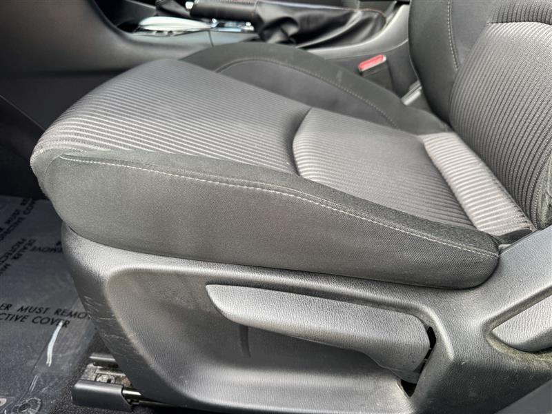 Mazda MAZDA3 i Touring 4D Hatchback 2015