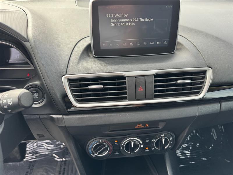 Mazda MAZDA3 i Touring 4D Hatchback 2015