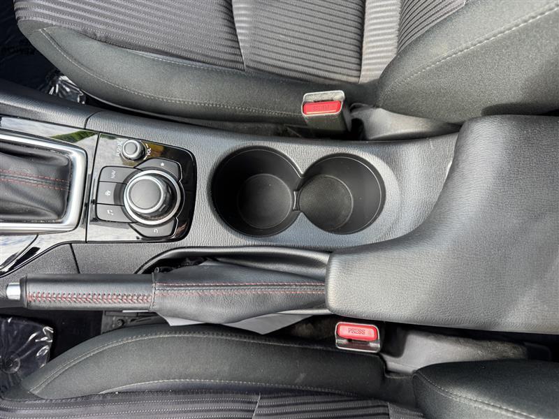 Mazda MAZDA3 i Touring 4D Hatchback 2015