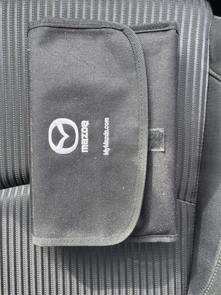 Mazda MAZDA3 i Touring 4D Hatchback 2015