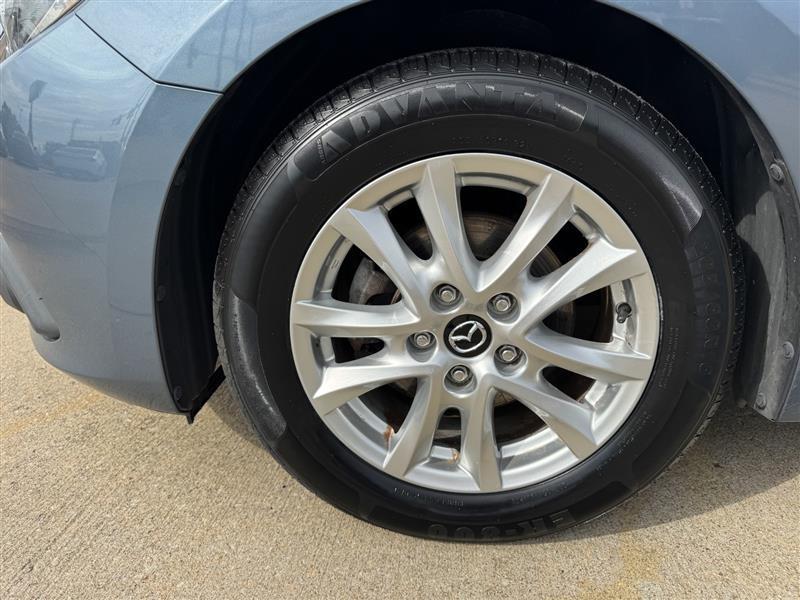Mazda MAZDA3 i Touring 4D Hatchback 2015