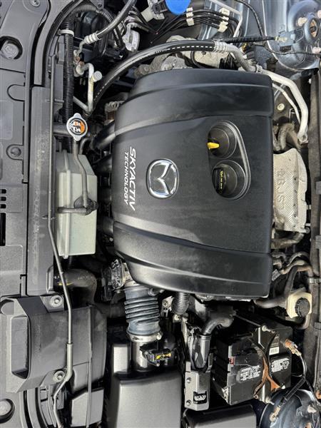 Mazda MAZDA3 i Touring 4D Hatchback 2015