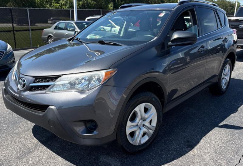 Toyota RAV4 LE AWD 2014