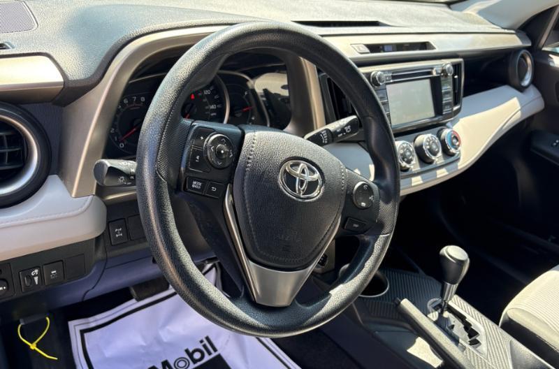Toyota RAV4 LE AWD 2014