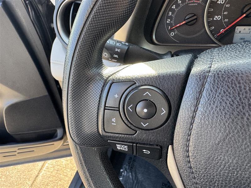 Toyota RAV4 LE AWD 2014