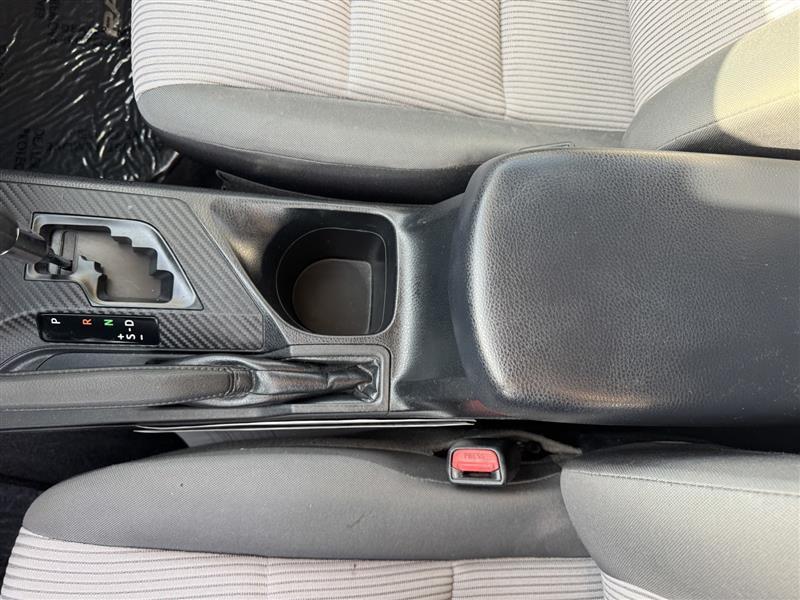 Toyota RAV4 LE AWD 2014