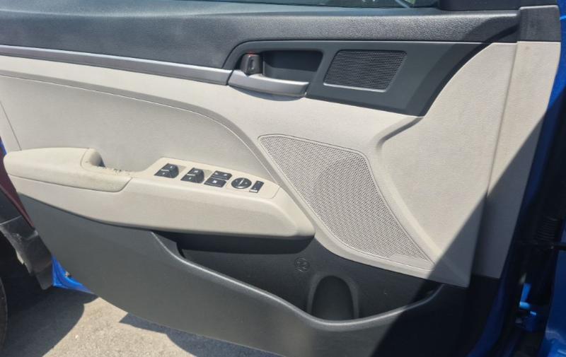 Hyundai Elantra SE 2017