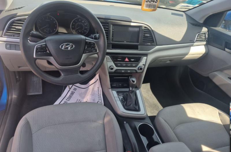 Hyundai Elantra SE 2017