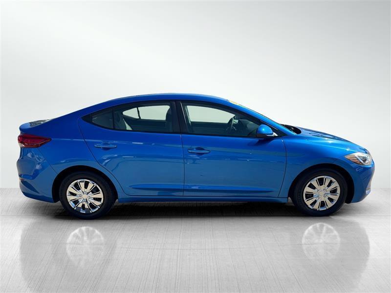 Hyundai Elantra SE 2017