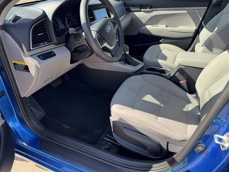 Hyundai Elantra SE 2017