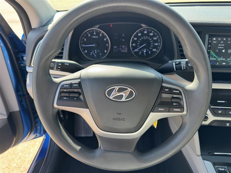 Hyundai Elantra SE 2017