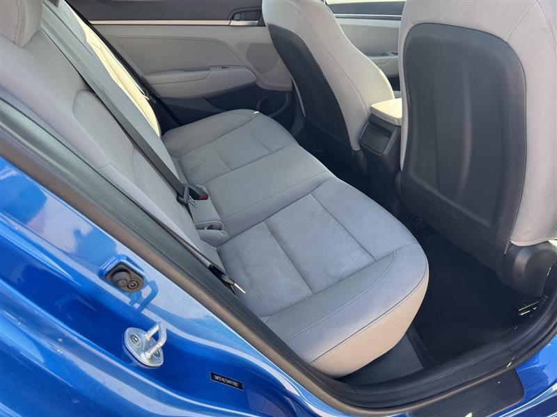 Hyundai Elantra SE 2017