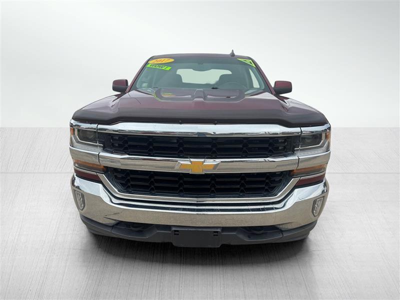 Chevrolet Silverado photo 2