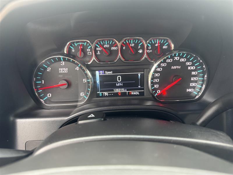 Chevrolet Silverado photo 15