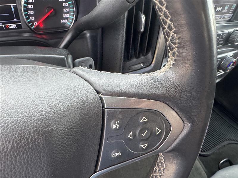 Chevrolet Silverado photo 17
