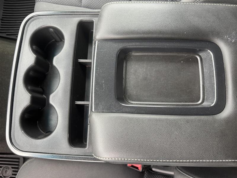 Chevrolet Silverado photo 20