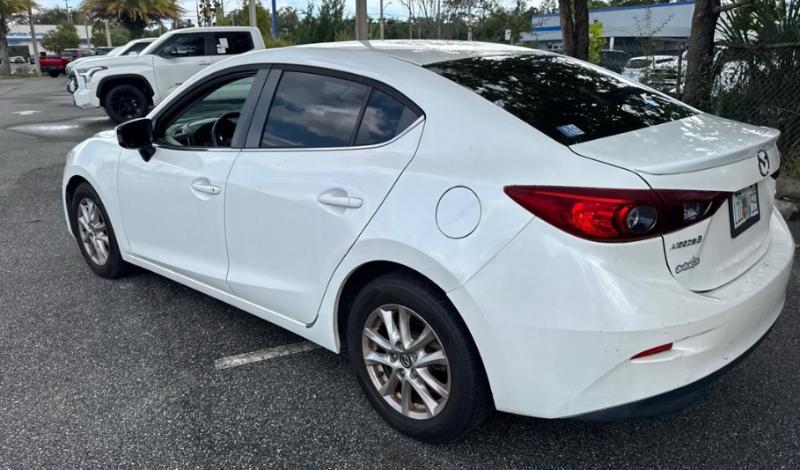 Mazda MAZDA3 i Sport 2016