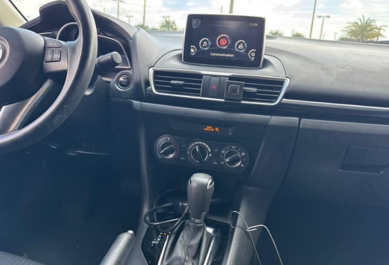 Mazda MAZDA3 i Sport 2016