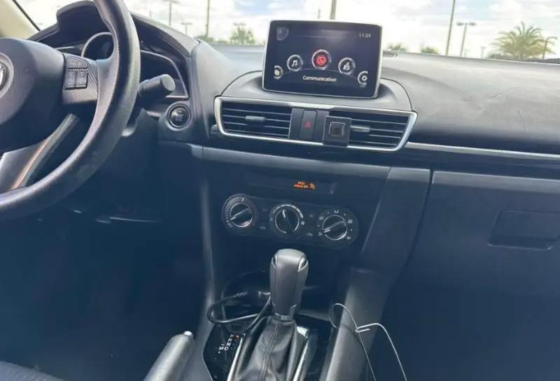 Mazda MAZDA3 i Sport 2016