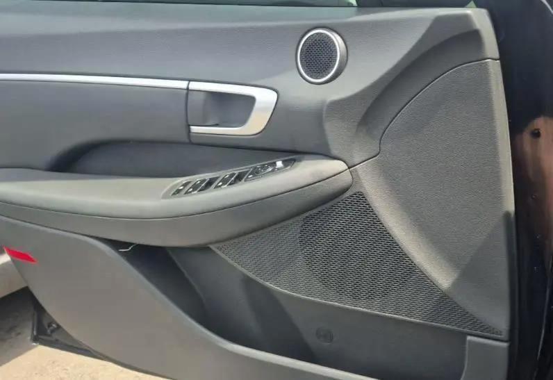 Hyundai Sonata SEL 2020