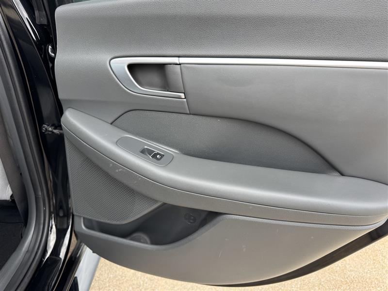 Hyundai Sonata SEL 2020