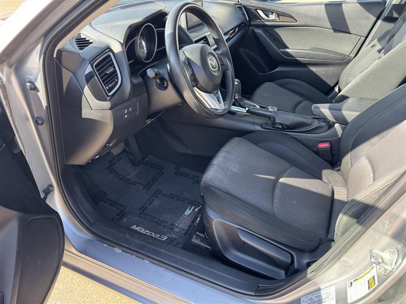 Mazda MAZDA3 i Sport 2016