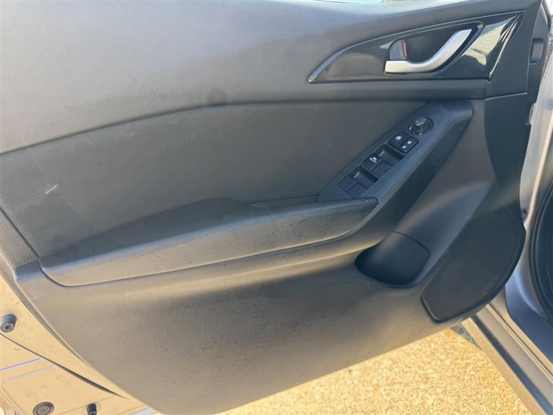 Mazda MAZDA3 i Sport 2016