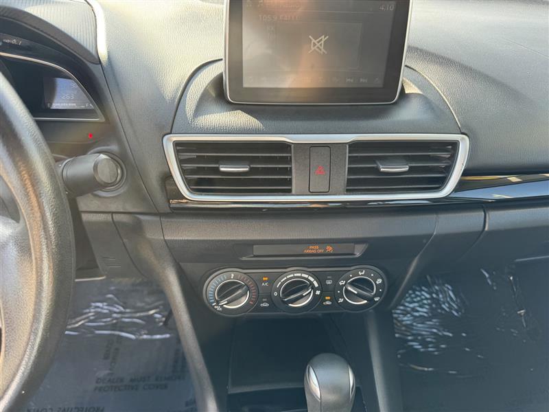 Mazda MAZDA3 i Sport 2016