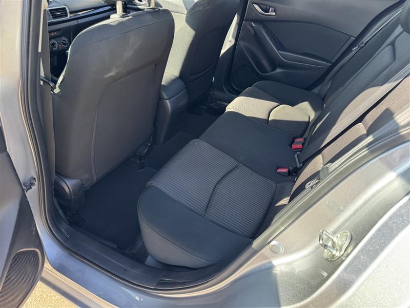 Mazda MAZDA3 i Sport 2016