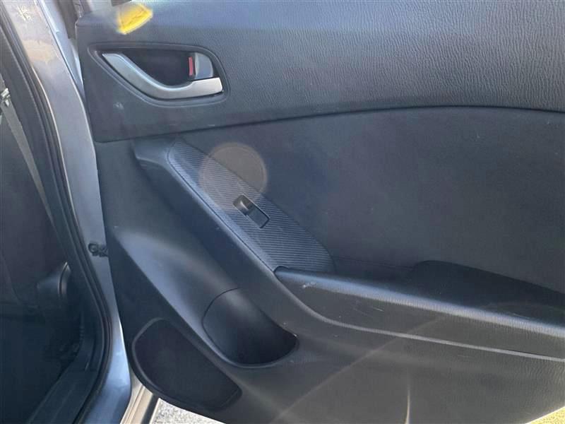 Mazda MAZDA3 i Sport 2016