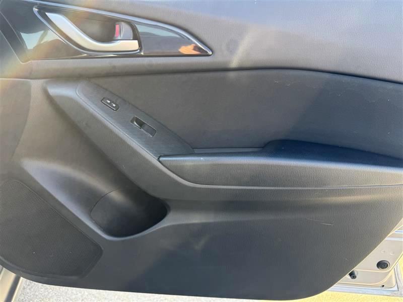 Mazda MAZDA3 i Sport 2016