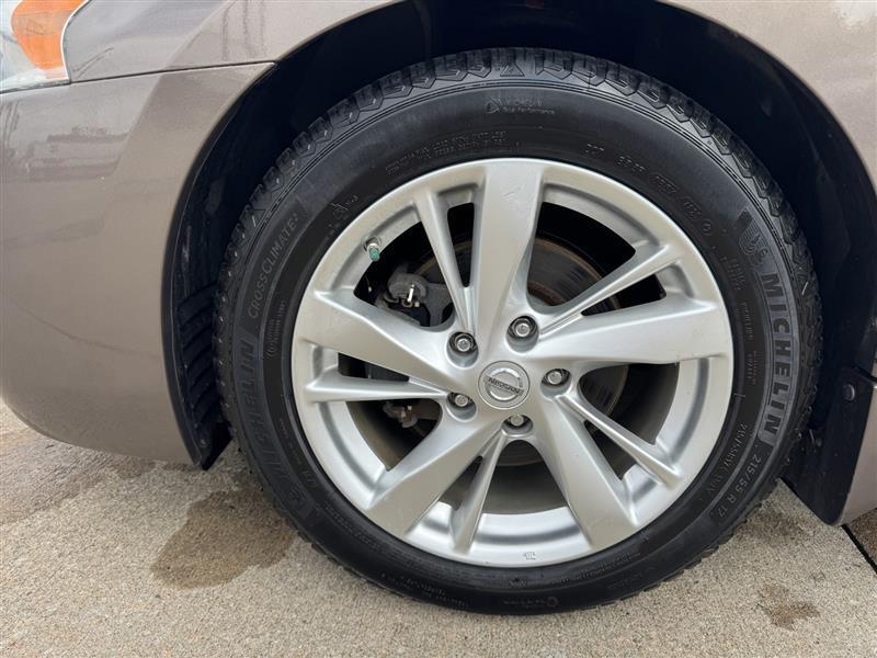 Nissan Altima 2.5 SV 2014