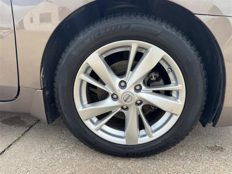Nissan Altima 2.5 SV 2014