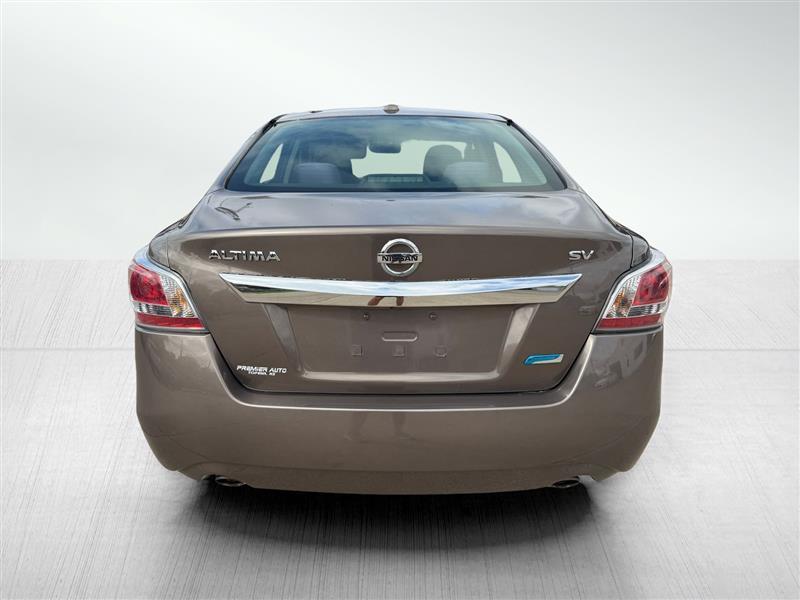 Nissan Altima 2.5 SV 2014