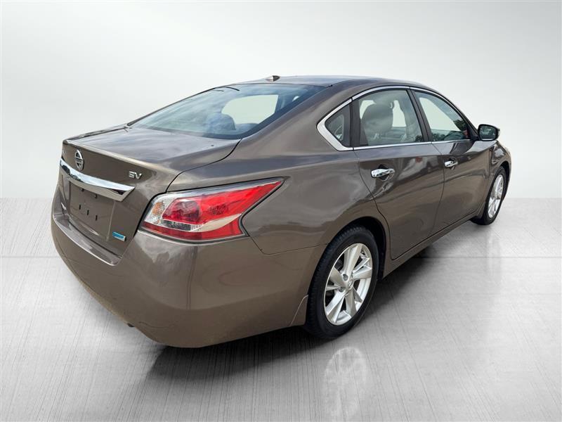 Nissan Altima 2.5 SV 2014