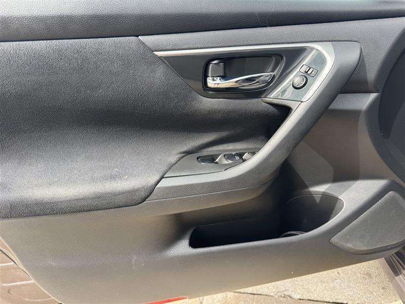 Nissan Altima 2.5 SV 2014