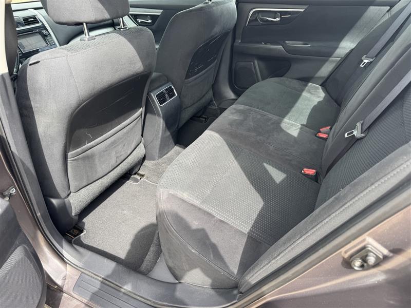 Nissan Altima 2.5 SV 2014