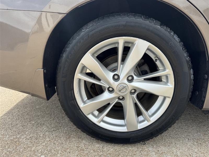 Nissan Altima 2.5 SV 2014