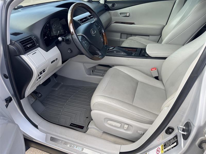 Lexus RX photo 9