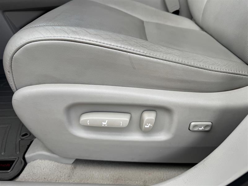 Lexus RX photo 11