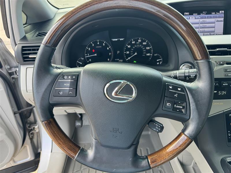 Lexus RX photo 14