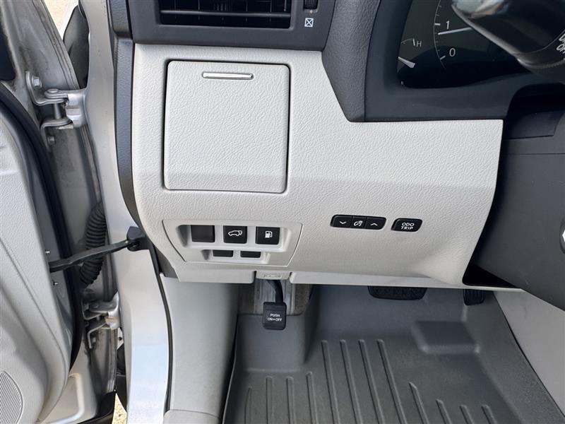 Lexus RX photo 18