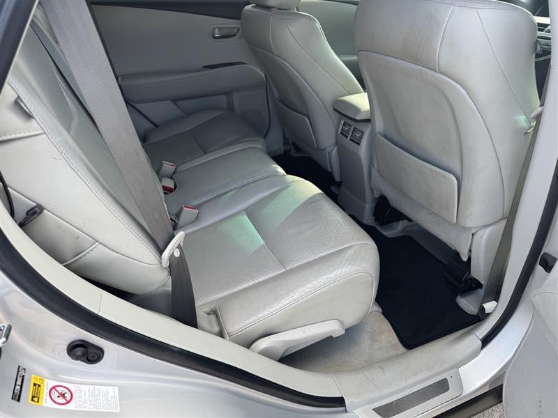Lexus RX photo 32